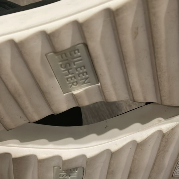 Eileen Fisher Kash Tumbled Nubuck Leather Black Mesh Zip Back Sandals Size 6.5 - Picture 10 of 13